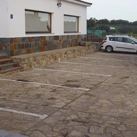 Apartamentos Estrellas De Monfraguee Torrejon el Rubio Luaran gambar
